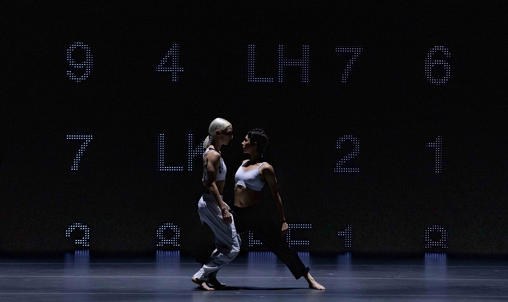 Google's AI learns to dance with choreographer Wayne McGregor